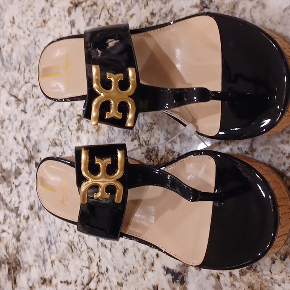 Sam Edelman Yardlie Black Patent Wedge Women's Sandals  NEW - Picture 1 of 6